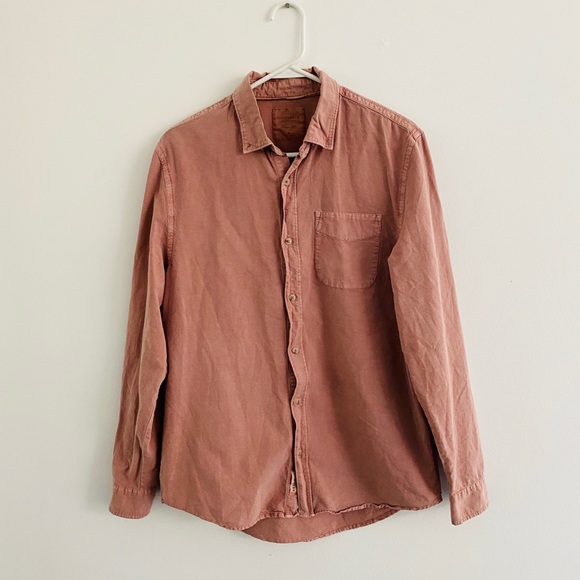Brunswick Garments Other - Brunswick Garments Classic Fit Button Down Medium
